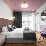 Ξενοδοχείο με διαμερίσματα Esther Suites, Nilie Hospitality Mgmt 3*