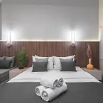 Esther Suites, Nilie Hospitality Mgmt Ξενοδοχείο με διαμερίσματα 3*