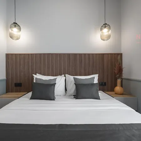 Esther Suites, Nilie Hospitality Mgmt 아파트호텔