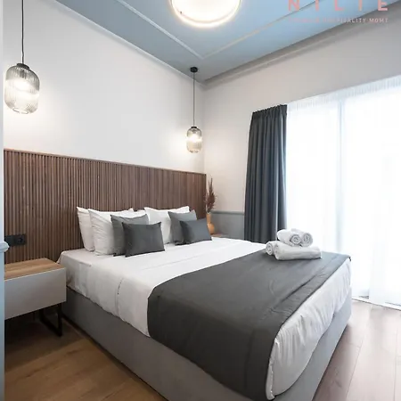 Esther Suites, Nilie Hospitality Mgmt 아파트호텔