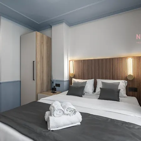 Esther Suites, Nilie Hospitality Mgmt 아파트호텔 3*