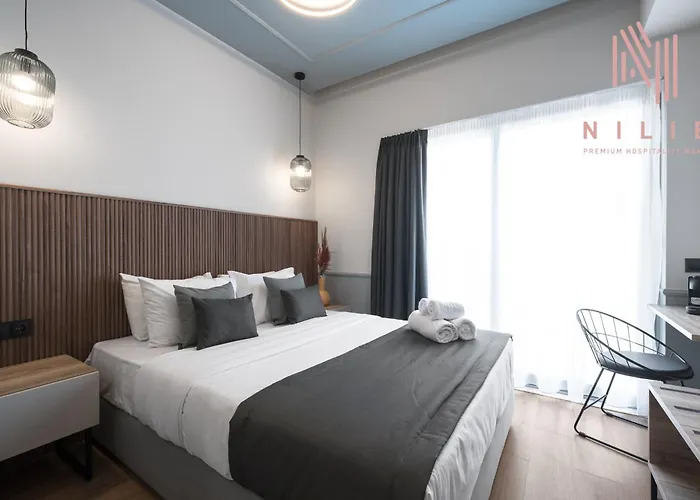 Apartmanhotel Esther Suites, Nilie Hospitality Mgmt 3*
