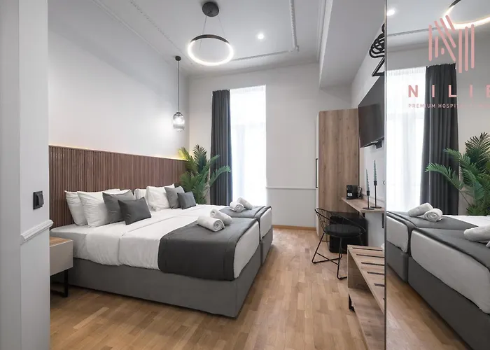 Aparthotel Esther Suites, Nilie Hospitality Mgmt 3*