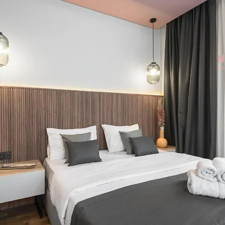 מלון דירות Esther Suites, Nilie Hospitality Mgmt
