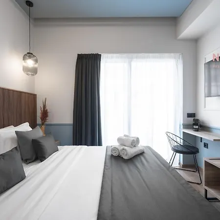 Esther Suites, Nilie Hospitality Mgmt شقة فندقية *