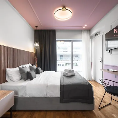 מלון דירות Esther Suites, Nilie Hospitality Mgmt 3*