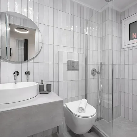 Esther Suites, Nilie Hospitality Mgmt شقة فندقية 3*