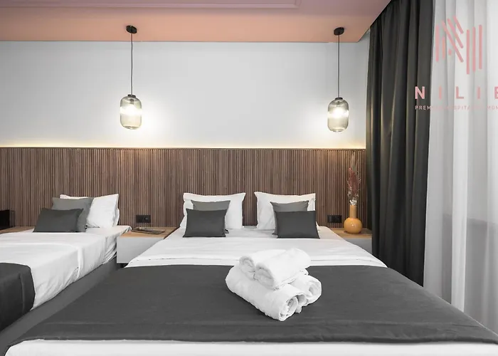 Ξενοδοχείο με διαμερίσματα Esther Suites, Nilie Hospitality Mgmt