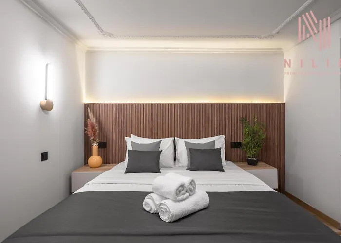Esther Suites, Nilie Hospitality Mgmt アパートホテル